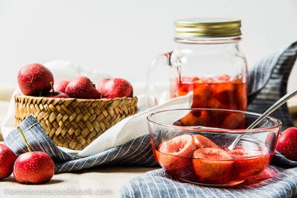 Hawthorn Berry Juice - a healthy and delicious treat in the winter. The juice is so rich, sweet, and fruity in flavor | www.nrtjwh.eu.org