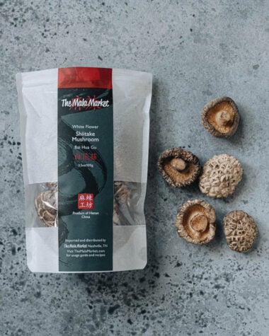 Shiitake mushrooms 香菇