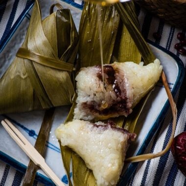 Zongzi with Red Bean Paste (Sticky Rice Dumplings) | www.nrtjwh.eu.org