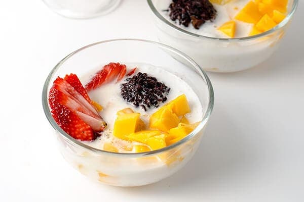 Black Rice with Coconut Milk and Fruits cooking process thumbnail | www.nrtjwh.eu.org