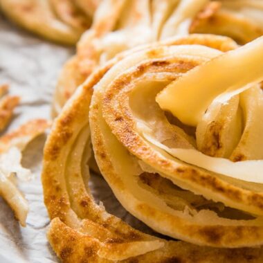 Crispy Bing Bread (家常饼) - Crispy surface, creamy texture, as light as puff pastry! | www.nrtjwh.eu.org