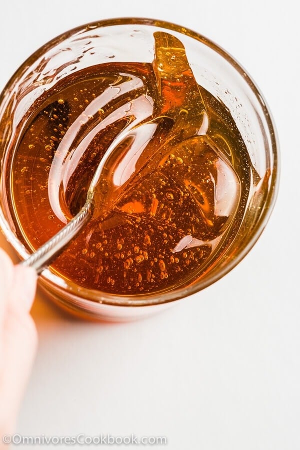 Homemade Golden Syrup (转化糖浆, Inverted Sugar Syrup) - This syrup can be used for making traditional Cantonese mooncakes and other Chinese desserts | www.nrtjwh.eu.org