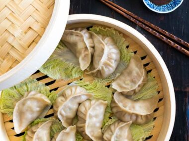 Everything you need to know about making dumpling dough, dumpling filling, workflow, and how to cook and store, with step-by-step photos and video.