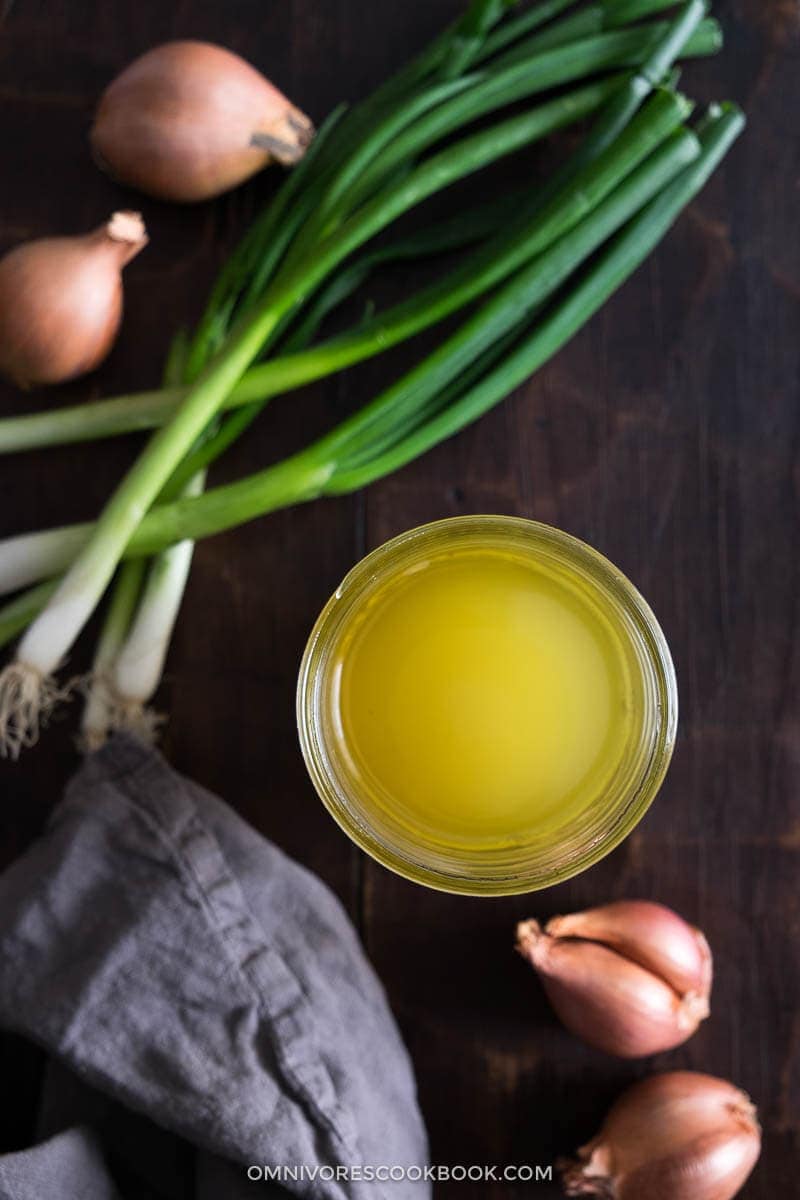 Cook scallion oil ahead of time for quick dinner prep and to create an extra fragrant dish! {vegan, gluten-free}