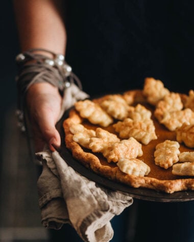 Kabocha Pumpkin Pie (a Lighter and Fluffier Pie) for this year's Thanksgiving - This recipe creates a lighter and fluffier version of the traditional pumpkin pie.