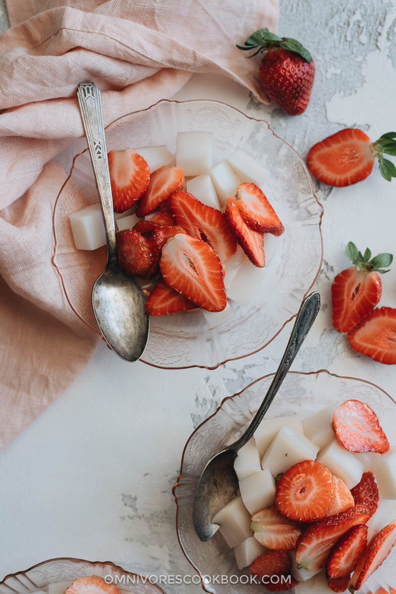 A delicious and healthy Asian dessert that is quick and fun to make. {Gluten-Free, Vegetarian Adaptable}