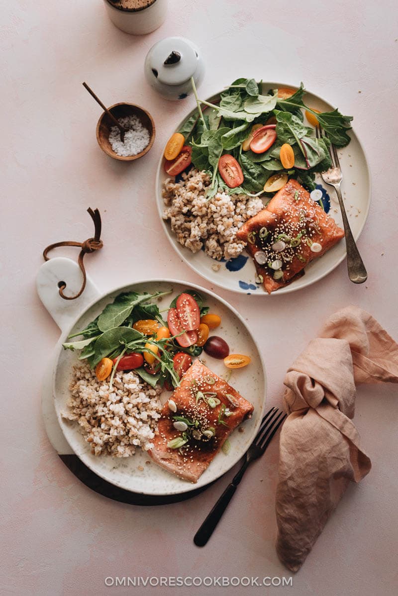 5-Ingredient Sous-Vide Salmon with Asian Sauce - cooking moist, tender, and flaky salmon in a rich Asian sauce without marinating. #ad #FoodSaverSousVide #simple #fillet #recipes #healthy Sous-vide salmon with Asian sauce served with brown rice and salad