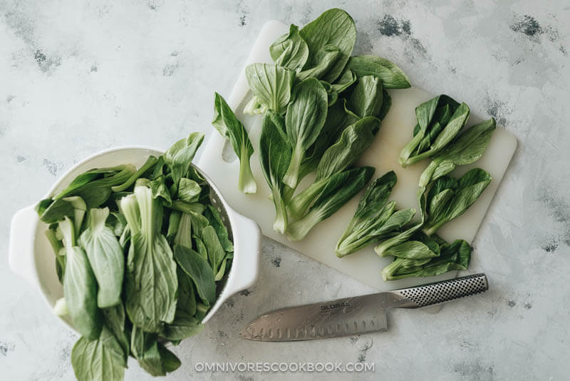 Stir Fried Baby Bok Choy with Gluten Balls - Very easy to make and bursting with flavor, it’s a great choice if you’re trying to find an interesting way to spice up your vegetarian meal and add a dose of plant-based protein. #chinese #recipes #vegan #stirfry How to prepare baby bok choy