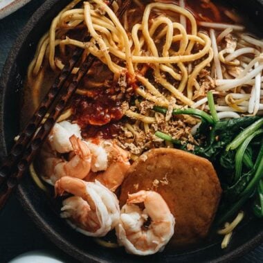 Hokkien Prawn Mee Noodle Soup (Hae Mee) close up