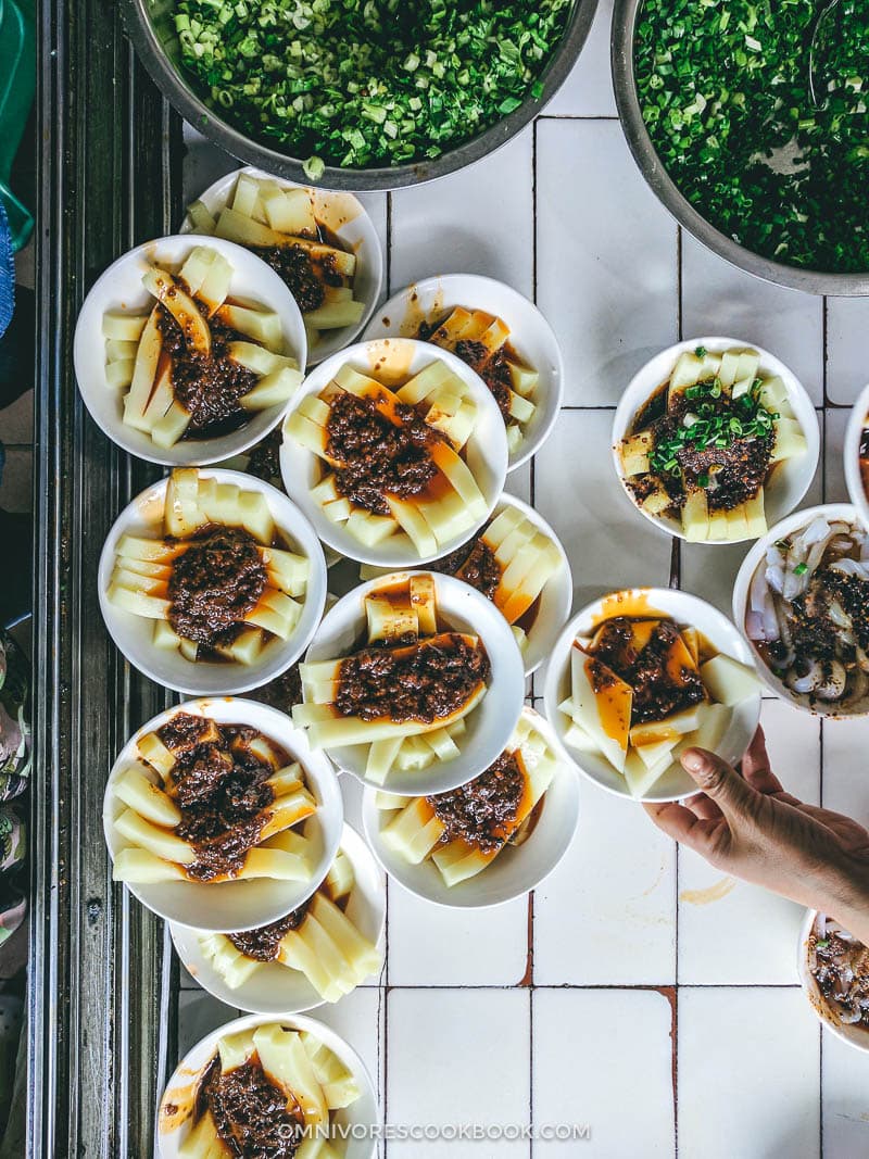 Cold Skin Noodles (Li&aacute;ng mi&agrave;n凉面/ Li&aacute;ngp&iacute; 凉皮)