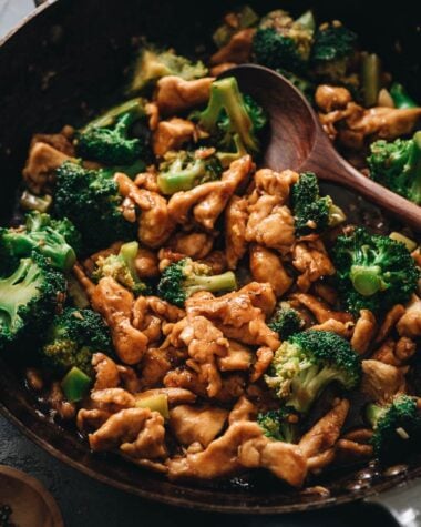 Stir fried chicken with broccoli close-up