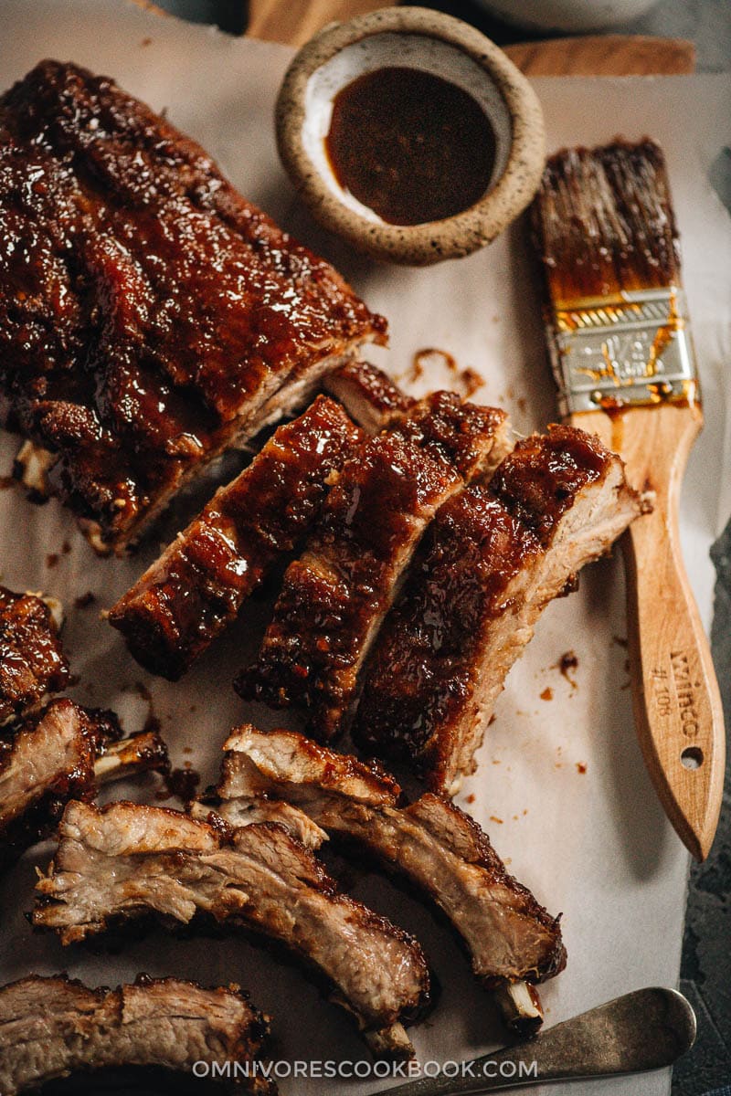 Chinese BBQ Sauce - The homemade BBQ sauce has a rich, sweet, savory taste with well-balanced Asian notes of ginger and five spice. It is super fast to make and has a thick consistency. Make your favorite dishes using this Chinese BBQ sauce to replace your regular sauce and make your weekday dinners more interesting! {Gluten-Free adaptable} BBQ pork ribs with sauce