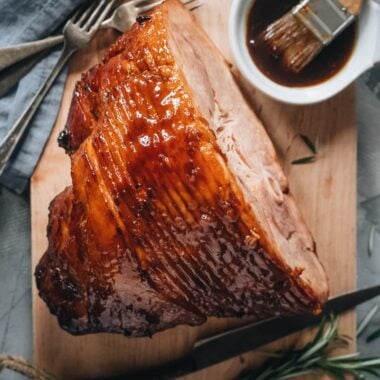 Pineapple glazed ham with glaze