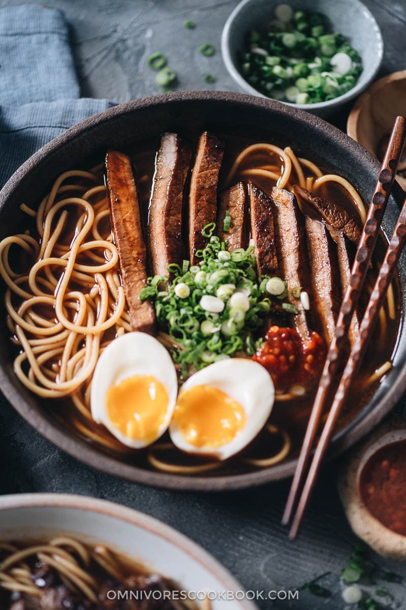 Yaka mein with hot sauce