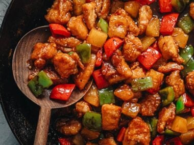 Pineapple chicken with peppers