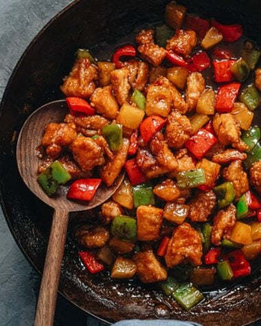 Pineapple chicken with peppers