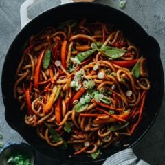 This super-simple, rich, and healthy vegetable udon comes together in just one pot in only 15 minutes - perfect for a busy night. {Vegan-adaptable}