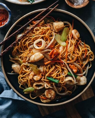 Homemade seafood chow mein