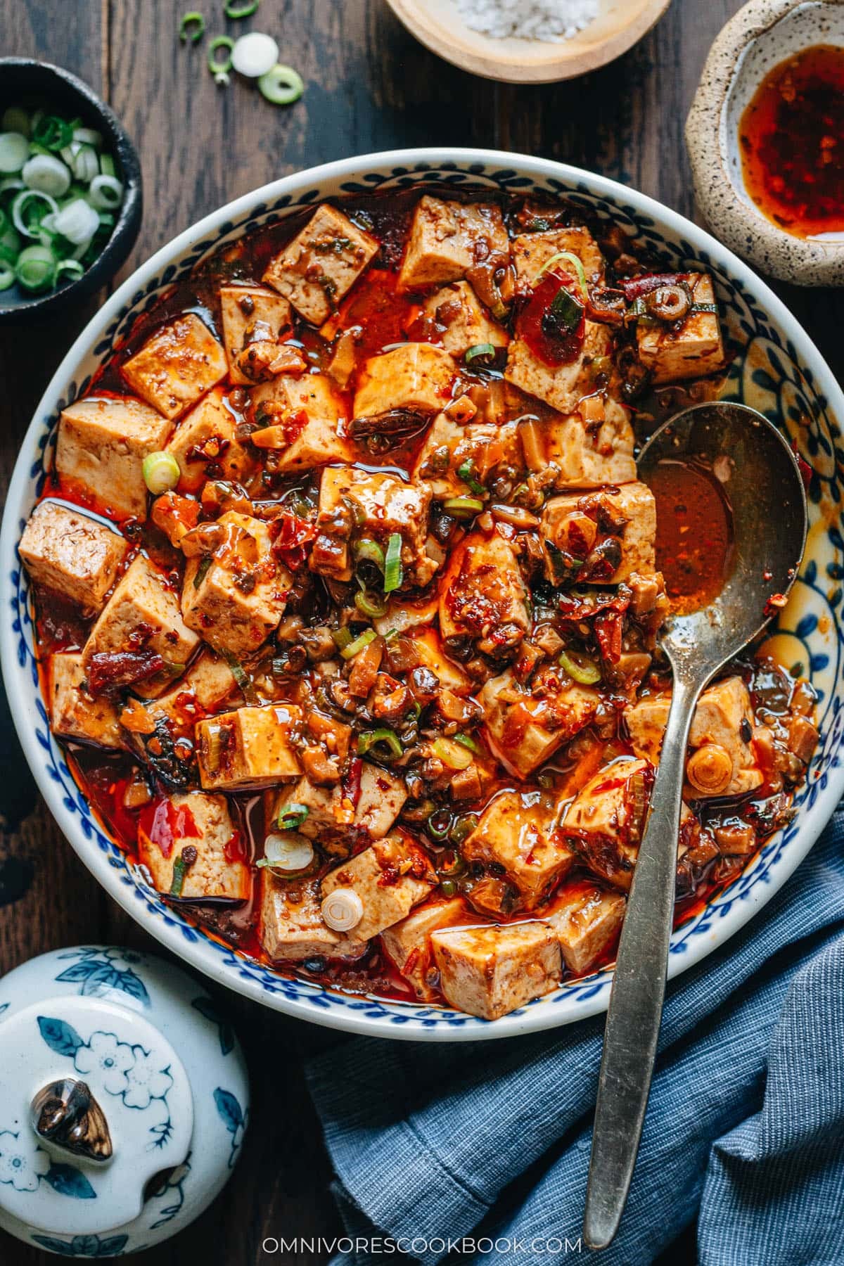Chinese vegetarian mapo tofu