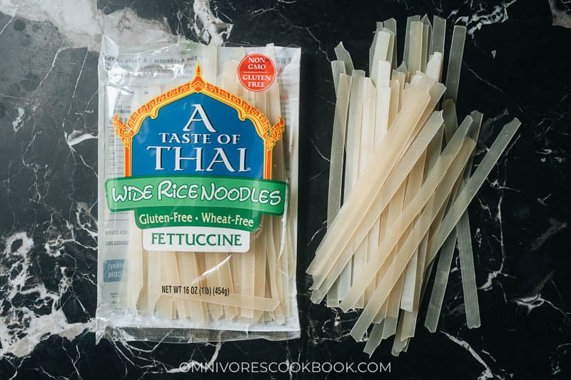 Dried rice noodles - wide type