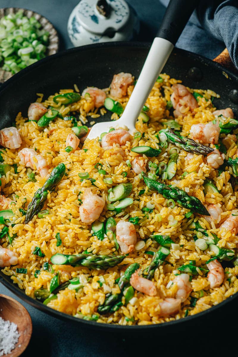 Huang Jin Chao Fan with shrimp and asparagus