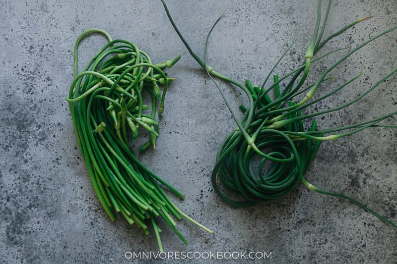 Asian garlic scape vs. American garlic scape