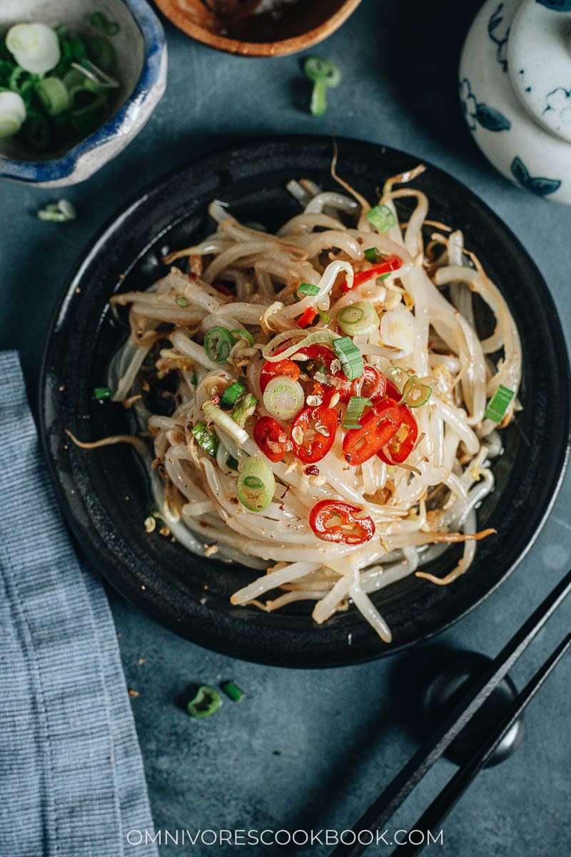 Bean sprout cold appetizer