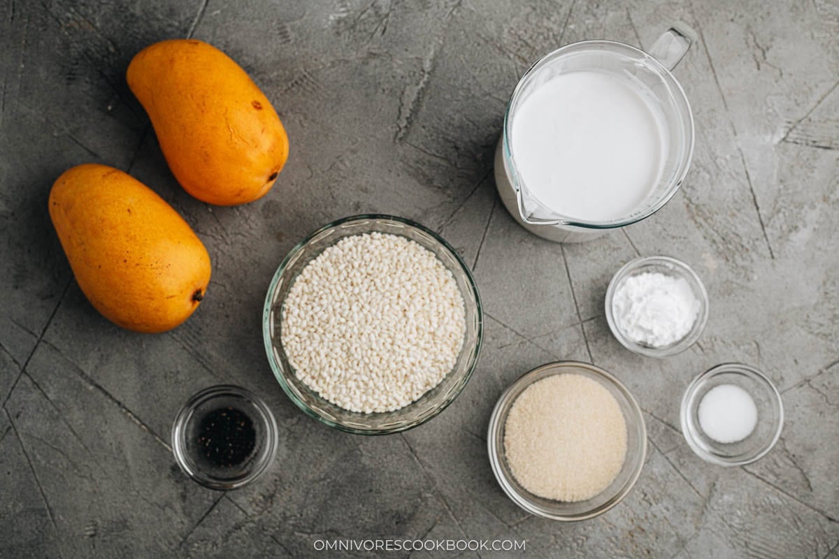 Ingredients for making mango sticky rice