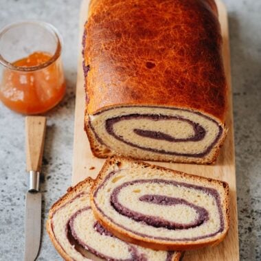 Taro loaf bread sliced