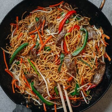 Homemade beef chow mein with peppers and onion