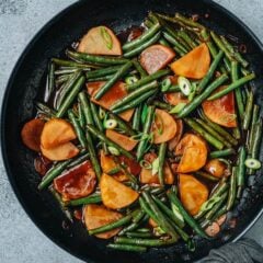 A northern Chinese style green bean and potato stew that is quick to make and bold in flavor. If you&rsquo;re looking for a quick and hearty side dish, this one is definitely a keeper. {Vegetarian, Vegan}