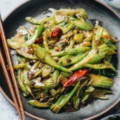 An easy celery stir fry features crunchy thinly sliced celery stir fried with plenty of aromatics and fermented black beans for a rich umami flavor. {Vegetarian Adaptable, Gluten-Free Adaptable}