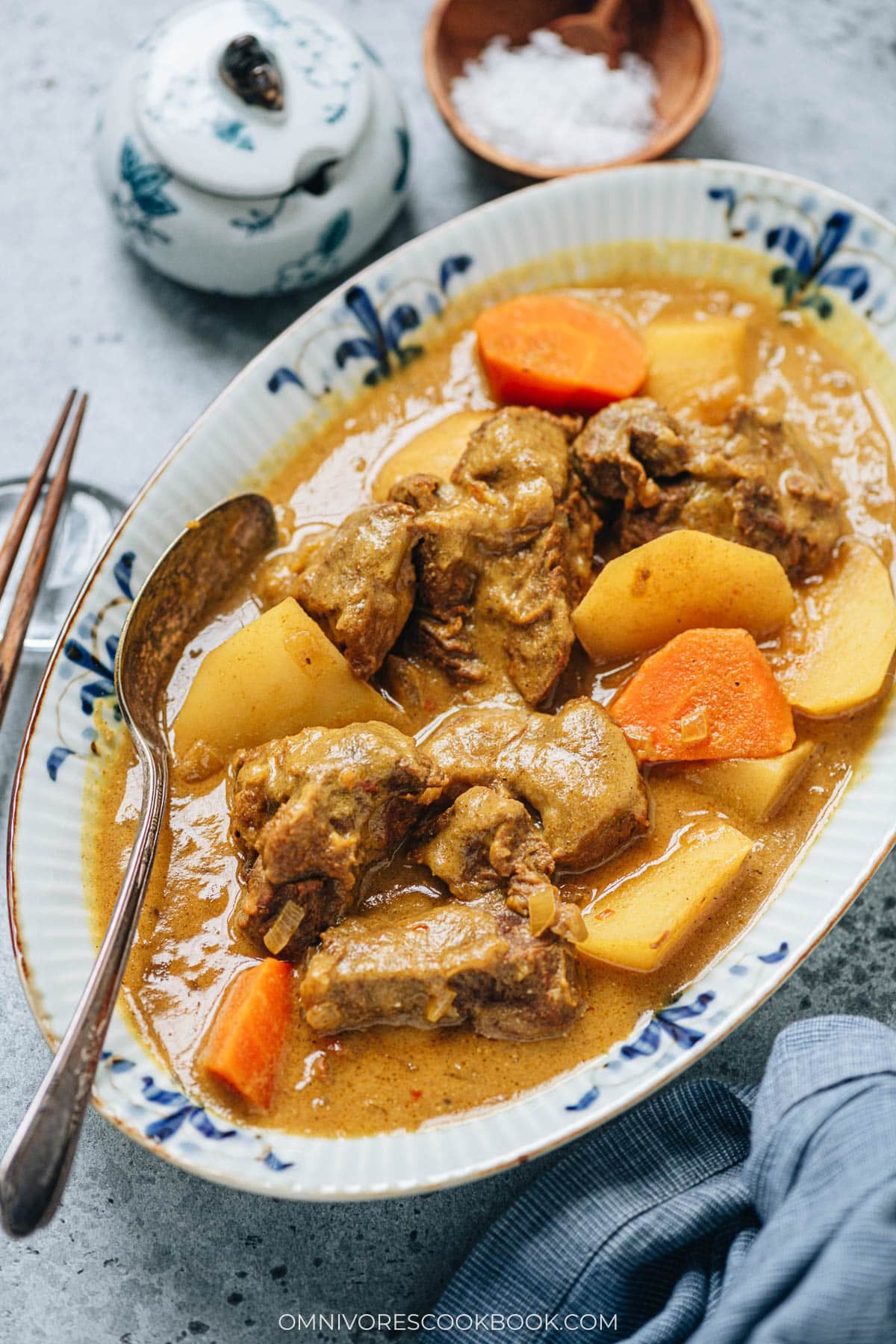 Hong Kong beef curry served in a plate