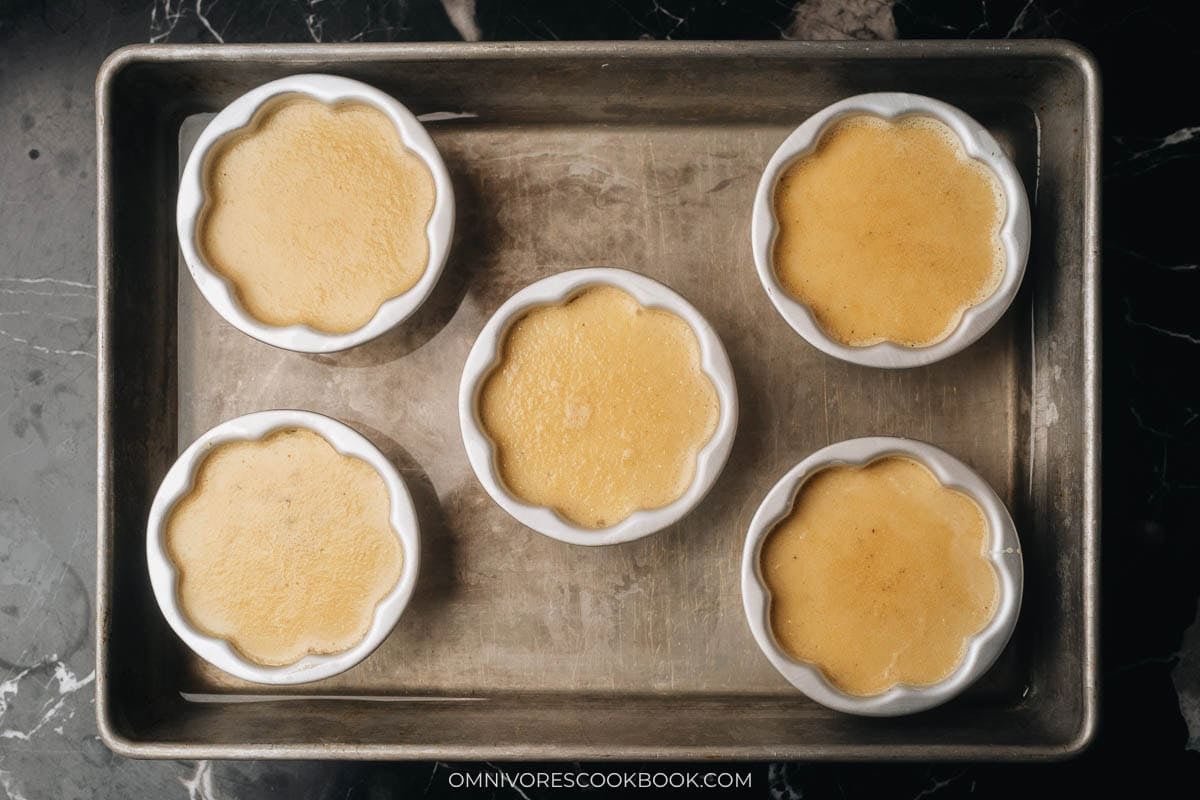 Baked hojicha purin in molds