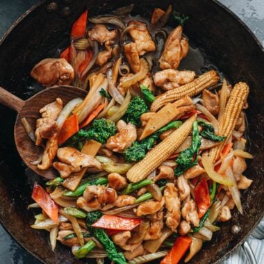Stir fried chicken with veggies in a pan