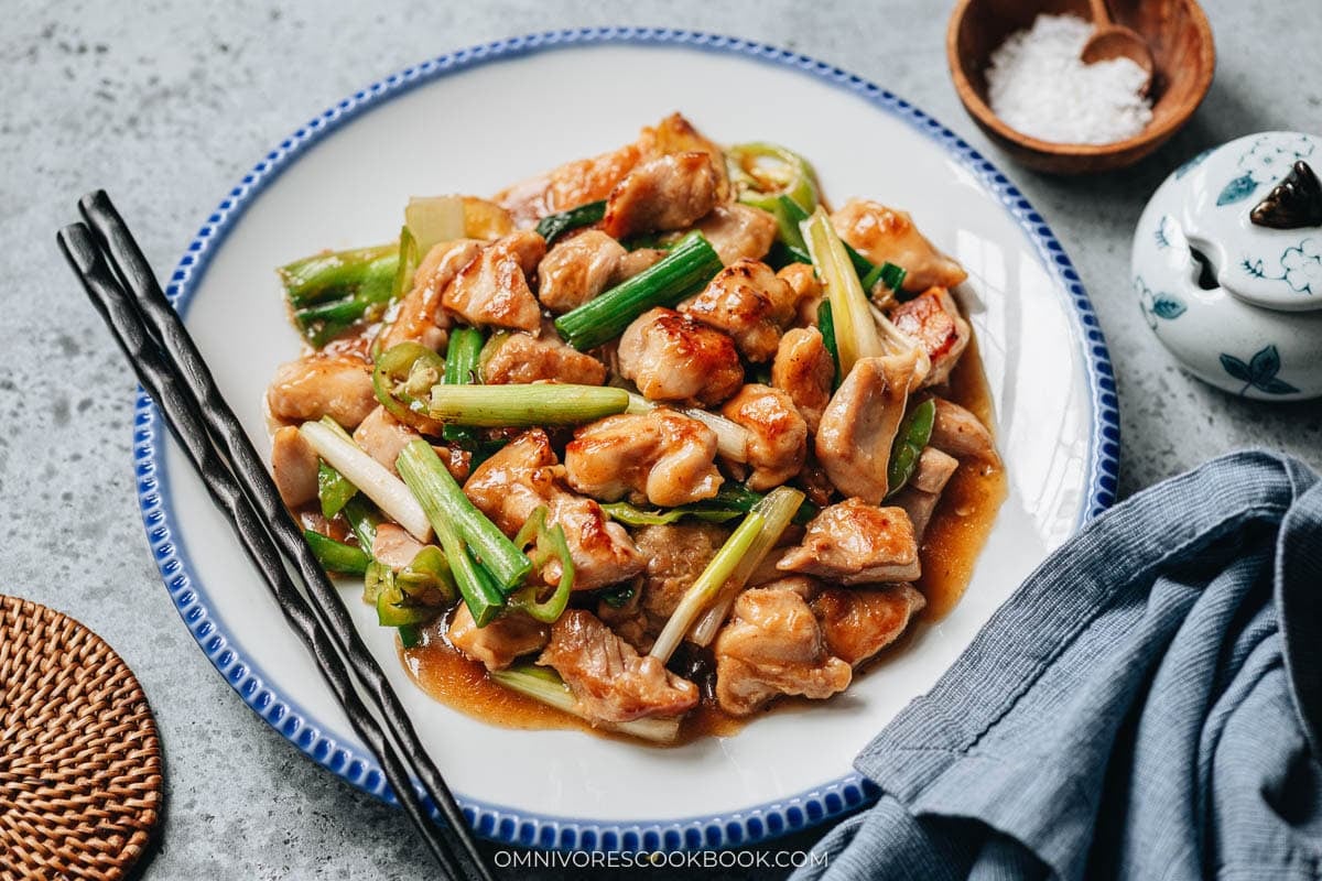 Ginger chicken serve on a plate