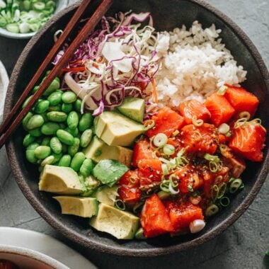 Salmon poke bowl