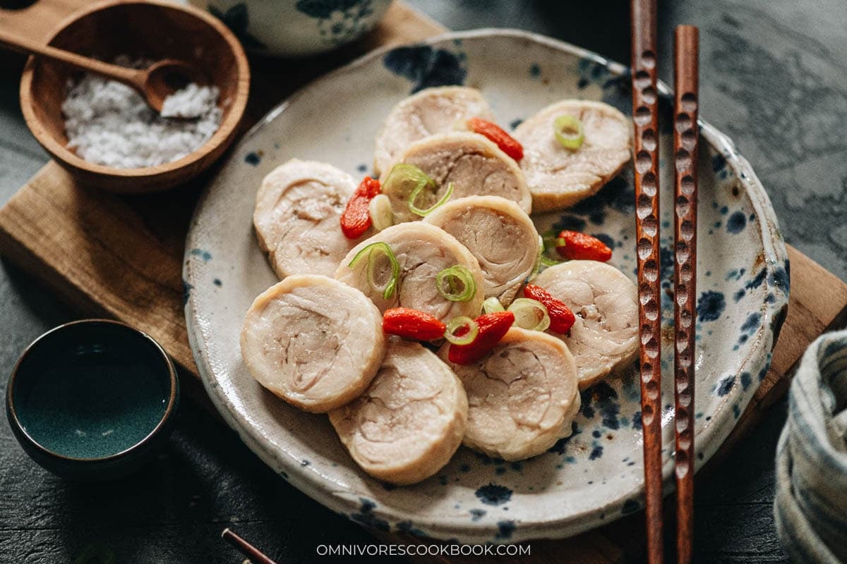 Drunken chicken with green onions and goji berries