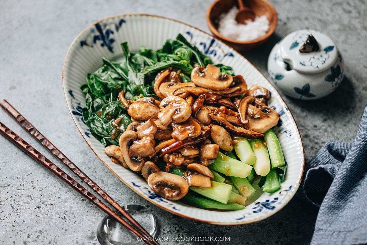 Chinese broccoli with mushrooms
